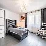 L'oranaise Villa Cluses